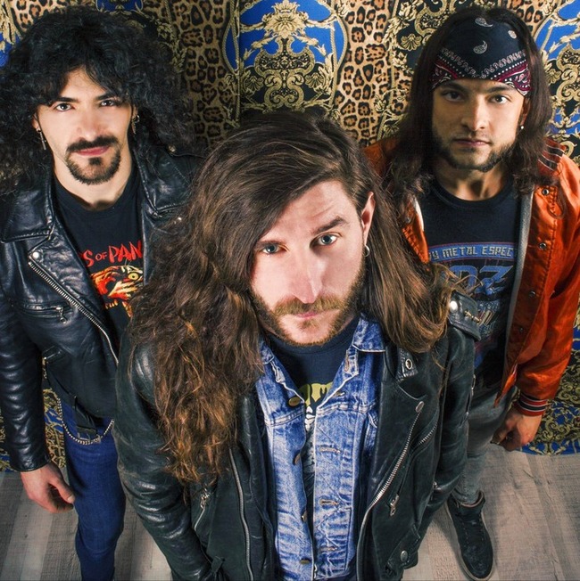 LOANSHARK выпускают свой первый альбом классического HEAVY METAL/SPEED METAL в феврале 2025 года No Sins to Confess, посмотрим...