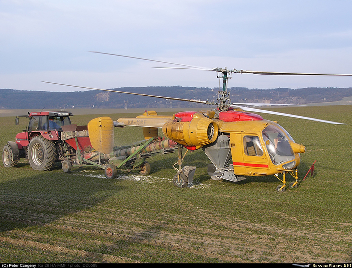 Не подпрыгивайте сильно - это, скорее всего, Венгрия. Любили они их. Так, что до сих пор летают