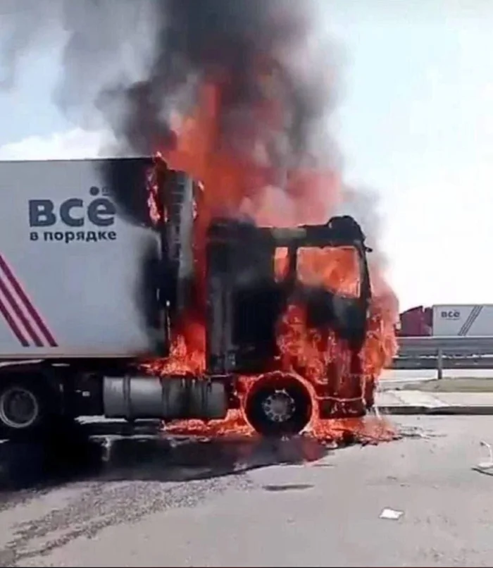 No problem Chief - Юмор, Картинка с текстом, Картинки, Фотография, Огонь, Пожар, Неудача, ЧП, Автомобилисты, Грузовик