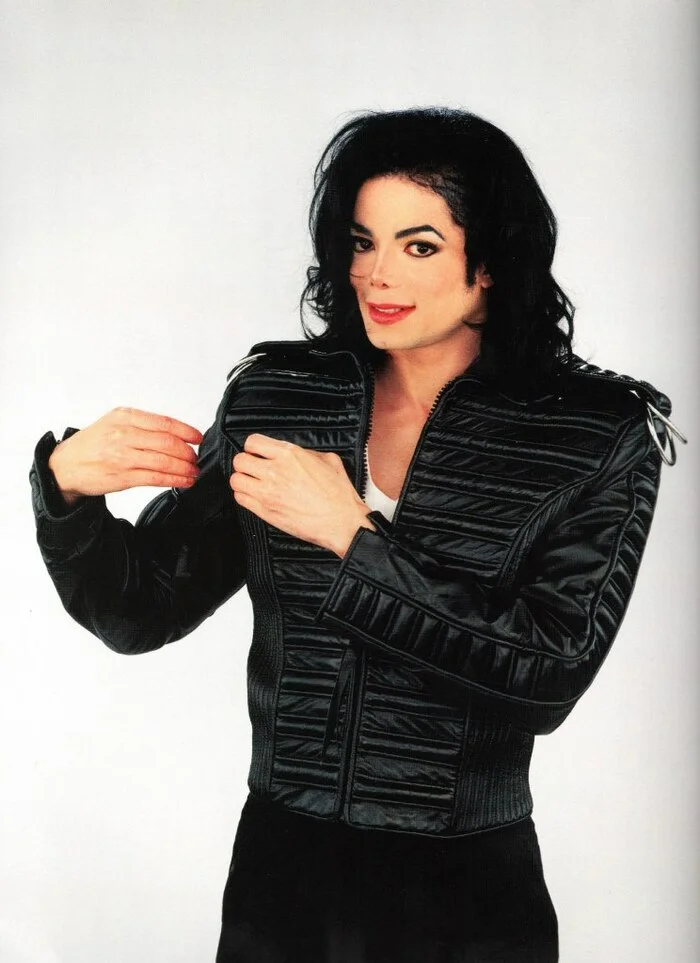 Don't go crazy) I'll break the stereophone. Michael Jackson! - Призрак, Poems