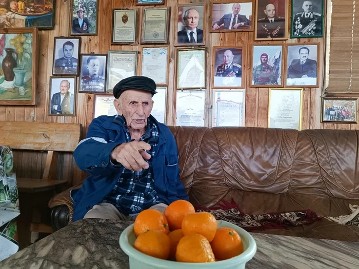 "Киевский Карлик"? B природе--- только как сорт бананов... В  Сочи  разбивают плантации для экзотических фруктов Политика, СМИ и пресса, Сочи, Сельское хозяйство, Хозяйство, Длиннопост, Коррупция, Импортозамещение