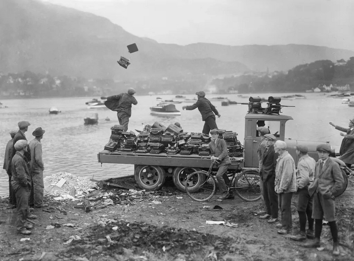       , , 1930 - 