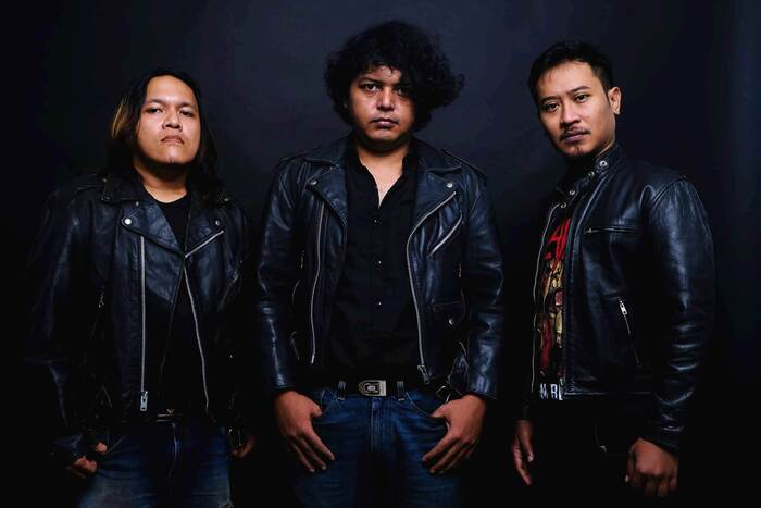 TUMENGGUNG индонезийцы запустили второй альбом Back on the Streets HEAVY METAL/SPEED METAL на английском, в духе 1985-1990-х годов...