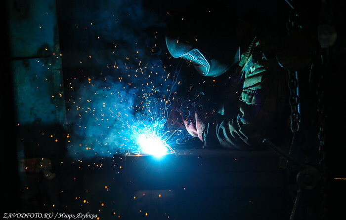 Из серии «Именно они делают Россию великой» - снято мной на Орском вагоноремонтном заводе (Орский ВРЗ)