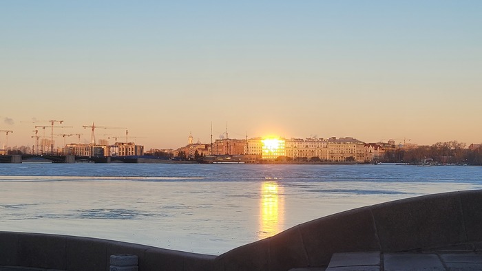 Найдите квартиру АБМ на фотографии)))