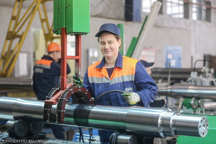 Из серии «Именно они делают Россию великой» - снято мной на Орском вагоноремонтном заводе (Орский ВРЗ)