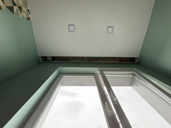 Вот уже готово. Только вот распределительная коробка..ну ладно, что-нибудь придумаем !