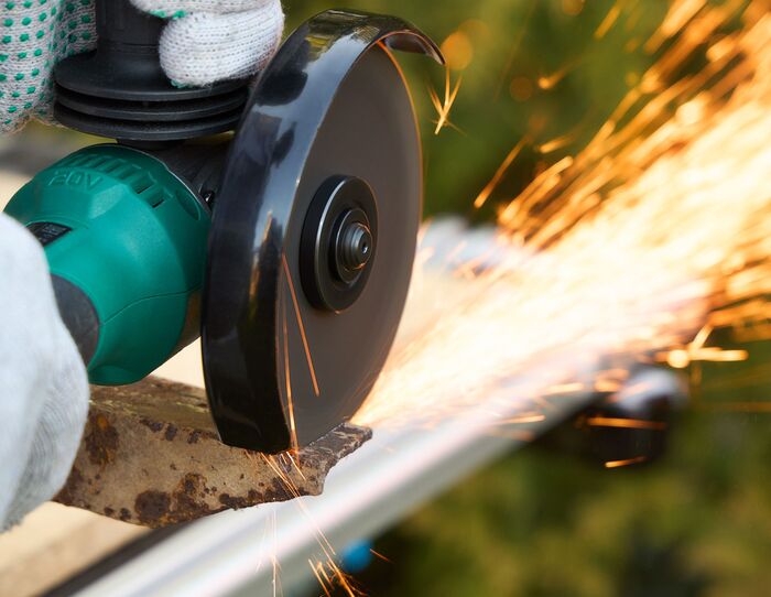 <!--noindex--><a href="https://pikabu.ru/story/kak_pravilno_vyibrat_bolgarku_dlya_raznogo_vida_rabot_doma_ili_na_dache_12284144?u=https%3A%2F%2Frokodil.ru%2Fproduct%2Fakkumulyatornaya-uglovaya-shlifmashina-rokodil-spark-pro%2F&t=https%3A%2F%2Frokodil.ru%2Fproduct%2Fakkumulyatornaya-uglovaya-shlifma...&h=afc449fb7ffa54baf59ad9d119784d15e51716fa" title="https://rokodil.ru/product/akkumulyatornaya-uglovaya-shlifmashina-rokodil-spark-pro/" target="_blank" rel="nofollow noopener">https://rokodil.ru/product/akkumulyatornaya-uglovaya-shlifma...</a><!--/noindex-->