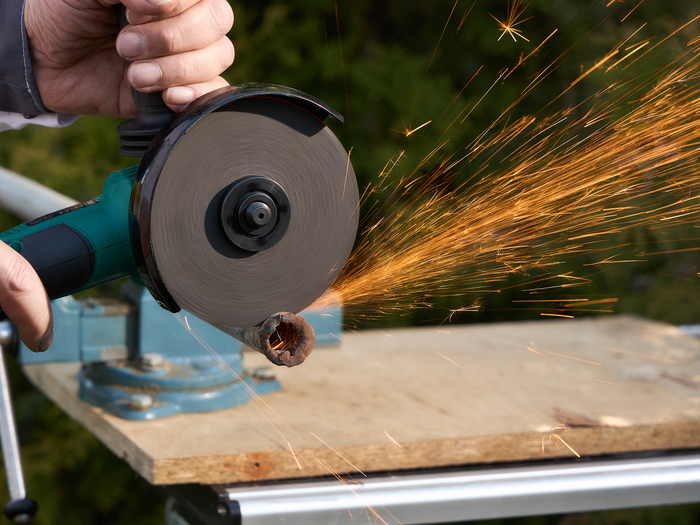 <!--noindex--><a href="https://pikabu.ru/story/kak_pravilno_vyibrat_bolgarku_dlya_raznogo_vida_rabot_doma_ili_na_dache_12284144?u=https%3A%2F%2Frokodil.ru%2Fproduct%2Fakkumulyatornaya-uglovaya-shlifmashina-rokodil-spark-pro%2F&t=https%3A%2F%2Frokodil.ru%2Fproduct%2Fakkumulyatornaya-uglovaya-shlifma...&h=afc449fb7ffa54baf59ad9d119784d15e51716fa" title="https://rokodil.ru/product/akkumulyatornaya-uglovaya-shlifmashina-rokodil-spark-pro/" target="_blank" rel="nofollow noopener">https://rokodil.ru/product/akkumulyatornaya-uglovaya-shlifma...</a><!--/noindex-->