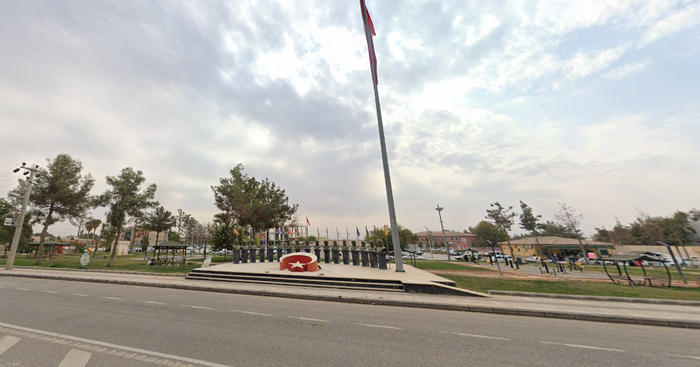 Площадь в центре современного Харрана