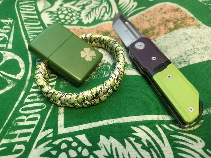 Первый браслет