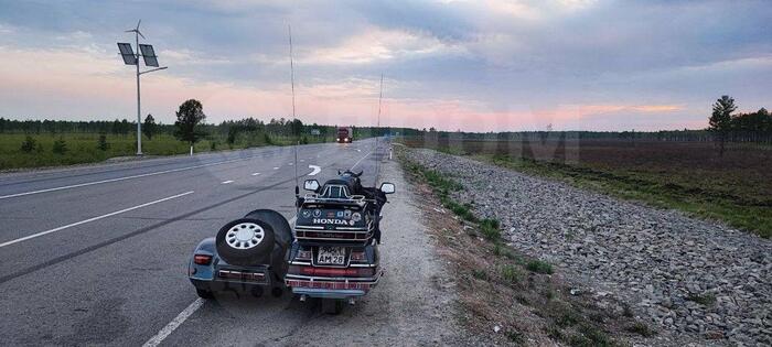 Праворульный мотоцикл