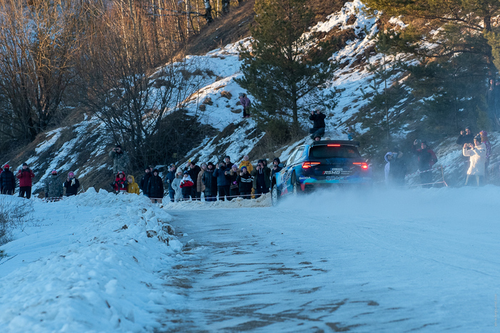 Победитель гонки экипаж Мурадян/Фёдоров Skoda Fabia RS.
