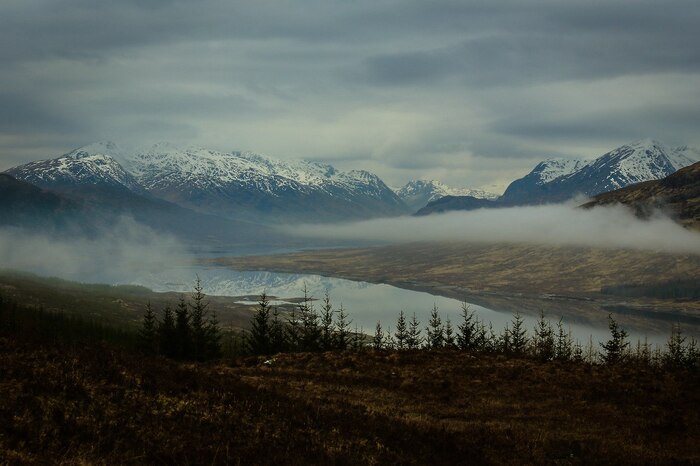 Озеро Большое Щучье на Полярном Урале — крупнейшее по площади и глубине озеро региона
