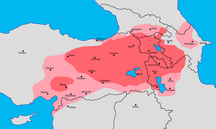 Ярко-красный - регионы с армянским большинством в начале XVII столетия. Современные республика Армения, Нахичевань и Карабах тогда - полностью армянские провинции. Но из-за угнетения и выселения они к приходу русских стали меньшинством даже вокруг Севана.