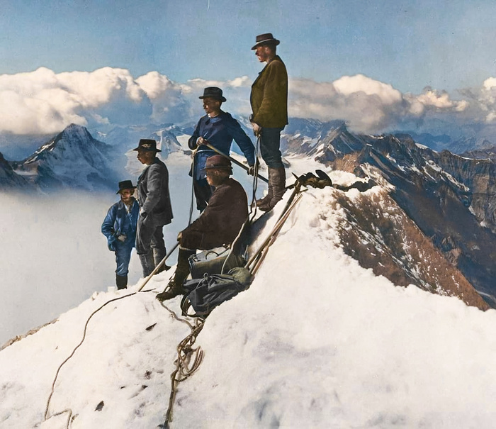 Осколки истории : Интересные и редкие ретро-фотографии Европы. 20 раскрашенных фотографий ХХ века. Часть XV Старое фото, Историческое фото, Фотография, Европа, Греция, Германия, Италия, Испания, Швейцария, Нидерланды (Голландия), Норвегия, 20 век, Колоризация, Длиннопост