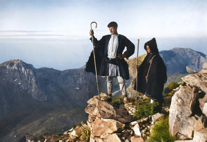 Осколки истории : Интересные и редкие ретро-фотографии Европы. 20 раскрашенных фотографий ХХ века. Часть XV Старое фото, Историческое фото, Фотография, Европа, Греция, Германия, Италия, Испания, Швейцария, Нидерланды (Голландия), Норвегия, 20 век, Колоризация, Длиннопост