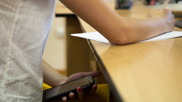 Как наказывают за списывание на экзаменах в разных странах?