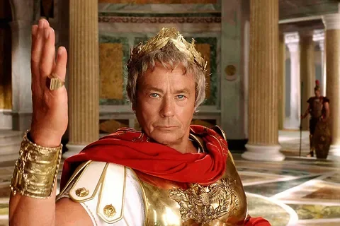 The real Roman salute - Alain Delon, Humor, Asterix and Obelix, Caesar