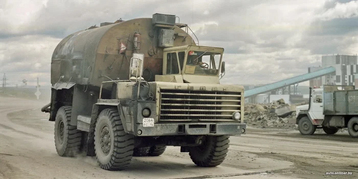 BELAZ rushes to the casting of Mad Max - BelAZ, Auto, Truck, Motorists, Crazy Max, The photo