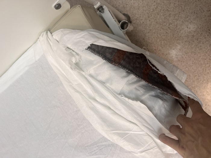 Наволочек не было, пи повезли свое белье и подушки. Спасибо за внимание медсестер, остальное как в тумане. В целом 21 век на дворе, а тут - 80е.. печально