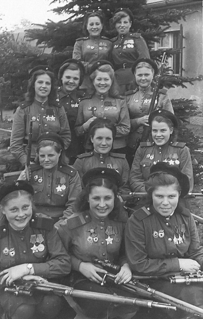 -  3-   4  1945  ,  , ,   , , , , 