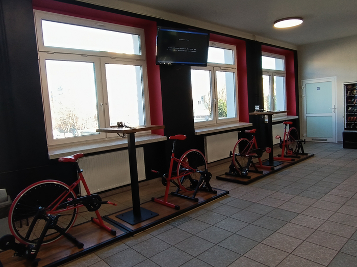  ,       (    , ,         )