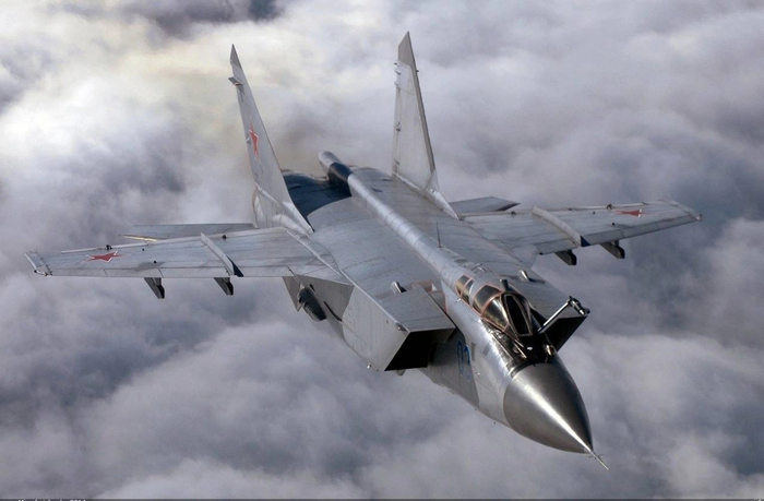 До весны 31 день