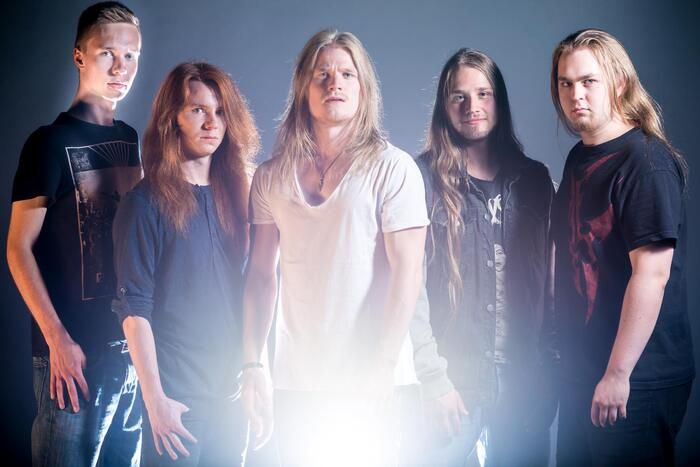 ARION выпускают в феврале 2025 года новый альбом SYMPHONIC POWER METAL "The Light That Burns The Sky". Неплохая финская группа...