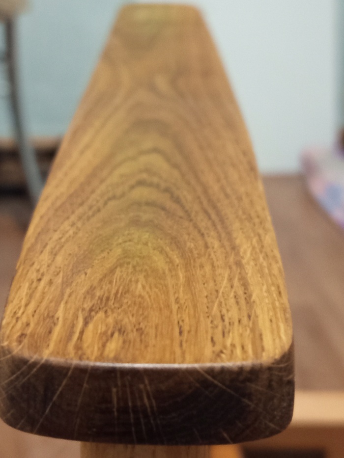 Дубовый подлокотник обработанный маслом+воск