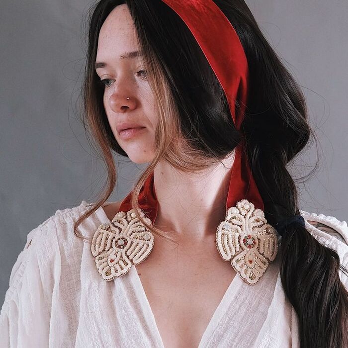 Бренд: "Drawzdova" на Ярмарке мастеров. Косник. Меня радует, что такие забытые виды украшений возвращаются. Техника: "Сажение по бели"