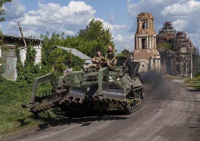 Фото из свободных источников