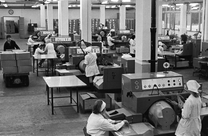 ����� � ����