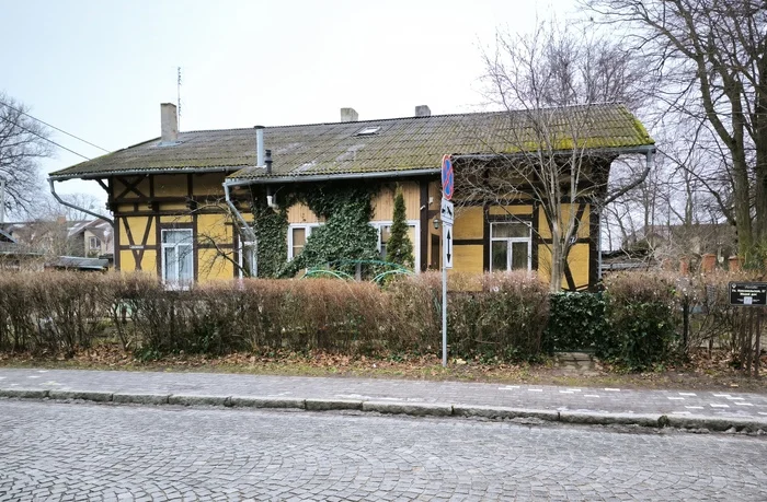 Old stuff or cultural heritage? - My, Pioneer Resort, Kaliningrad region, Longpost, Dilapidated housing, Old man, Cultural heritage, History, Architecture, Local history, sights, Cities of Russia, Building, Resorts in Russia, Travel across Russia