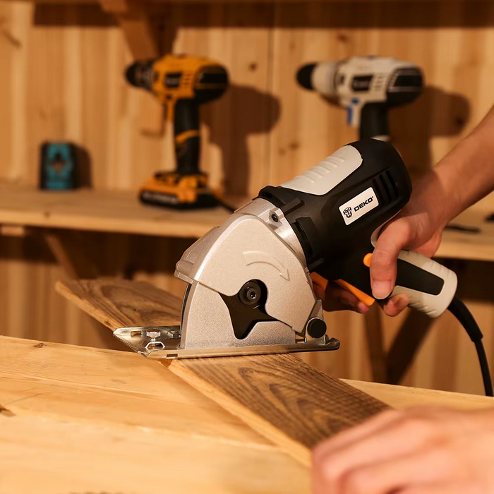 :  ". ()" : 7703380158