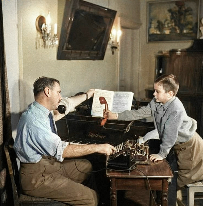 Интересная фотоподборка известных личностей СССР и Мира в детстве и юности. 20 раскрашенных фотографий Биография, Историческое фото, Знаменитости, Политики, Актеры и актрисы, 20 век, Старое фото, Колоризация, Длиннопост