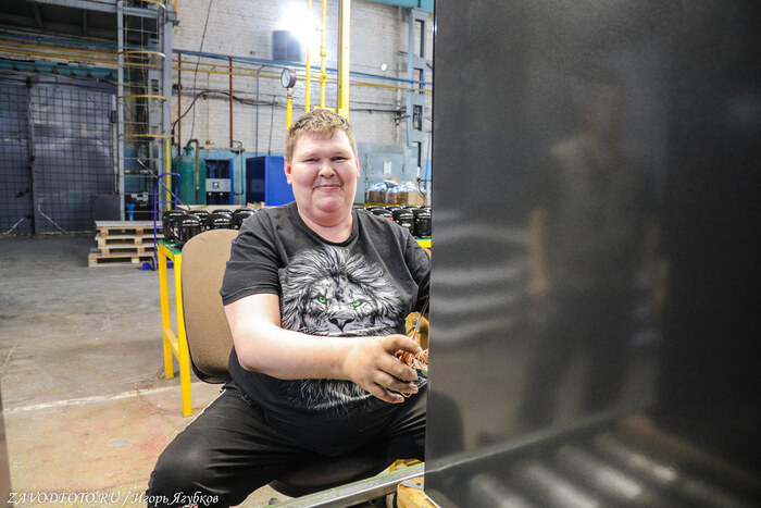 Из серии «Именно они делают Россию великой» - снято мной на заводе ООО «ТПК «Орск»