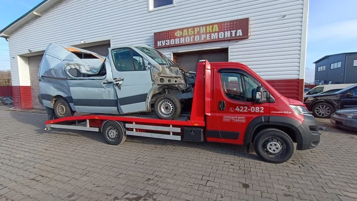 The Working Days of a Tow Truck Driver: Behind the Scenes of Roadside Rescue - My, Tow truck, Work days, Road accident, Longpost