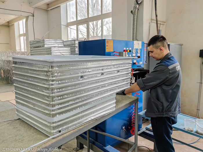 Из серии «Именно они делают Россию великой» - снято мной на заводе ООО «ТПК «Орск»