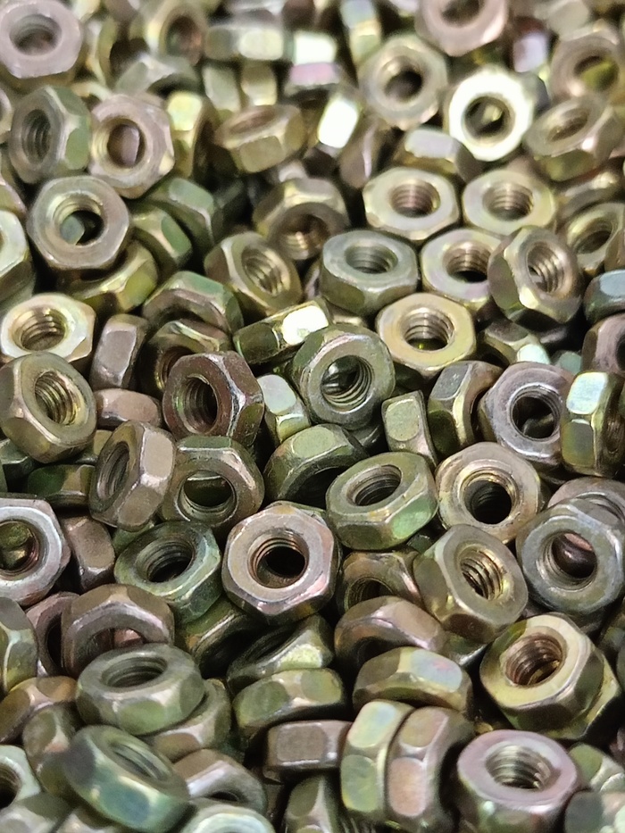 Просто гайки...