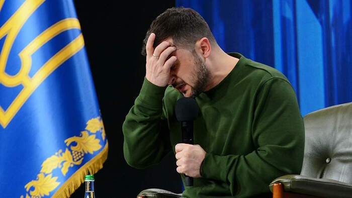 СВР РФ: НАТО планирует обвинить Зеленского в краже $1,5 млрд