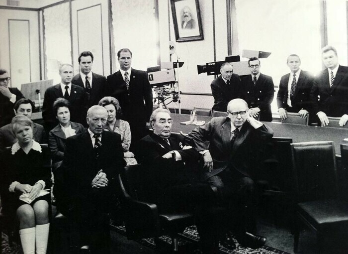   . /: <!--noindex--><a href="https://pikabu.ru/story/glavnyie_strasti_dorogogo_leonida_ilicha_ili_bez_chego_ne_mog_zhit_brezhnev_12333283?u=http%3A%2F%2Fmtdata.ru&t=mtdata.ru&h=380298551b43afbb67a3780e2ebd184bd0c2e040" title="http://mtdata.ru" target="_blank" rel="nofollow noopener">mtdata.ru</a><!--/noindex-->