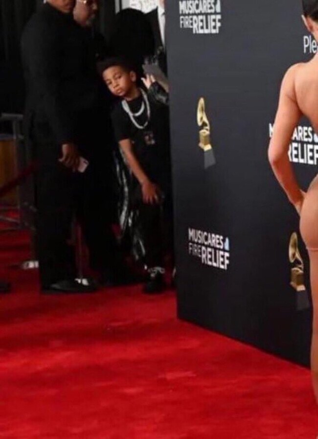 А что это там такое интересное?