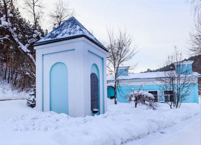  ,      ,     ,          .      1936 .