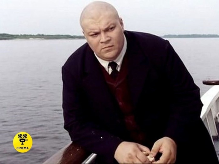 "Китайский сервиз" (1999).