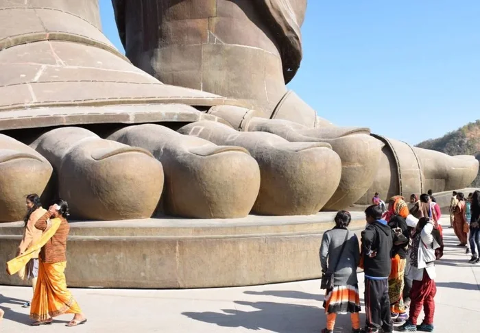 On October 31, 2018, the tallest statue on the planet, the Statue of Unity, was unveiled in India - Informative, Travels, Archeology