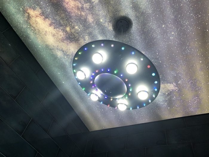 А вот где в Нижневартовске инопланетяне припарковали свою тарелку, узнаете только в стенах «Космоквант».