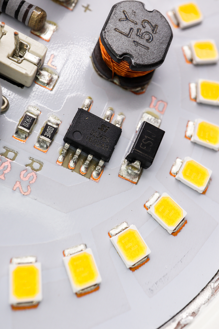 Желтые малыши