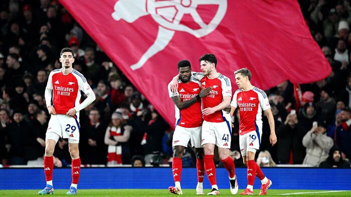 <a href="https://pikabu.ru/story/futbolnyiy_daydzhest_vyikhodnyikh_4_31_yanvarya3_fevralya_12337881?u=https%3A%2F%2Fus.cnn.com%2F2025%2F02%2F03%2Fsport%2Farsenal-manchester-city-pep-guardiola-spt%2Findex.html&t=%D0%98%D1%81%D1%82%D0%BE%D1%87%D0%BD%D0%B8%D0%BA%20%D1%84%D0%BE%D1%82%D0%BE&h=03267be728d863c4e8445ae3b5e8f17c4ead7571" title="https://us.cnn.com/2025/02/03/sport/arsenal-manchester-city-pep-guardiola-spt/index.html" target="_blank" rel="nofollow noopener">Источник фото</a>