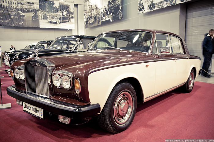 Ну и вишенка на торте: Rolls-Royce Silver Shadow Дорогого Леонида Ильича